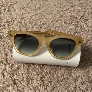 Givenchy Sunglasses GV7010s